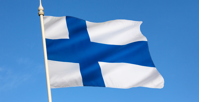 Finlandiya, Rus turiste kapılarını kapattı